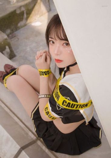 我的嫩模女友中文字幕_国产剧免费观看超清